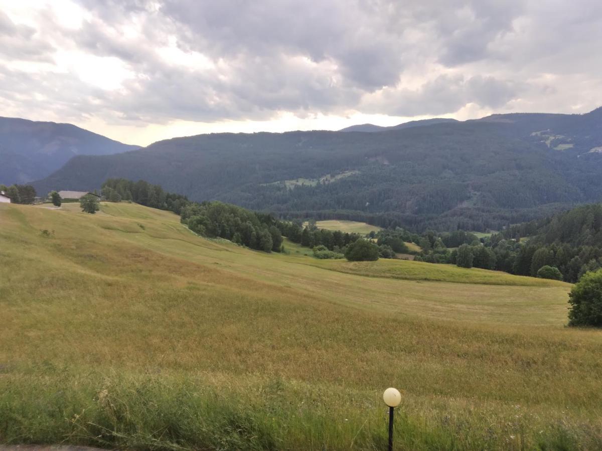 La Casa Di Grace Nella Valle Incantantata Carano  Dış mekan fotoğraf